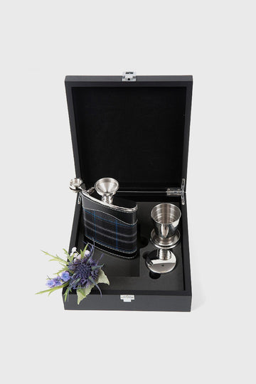 Royal Pride Hip Flask Set