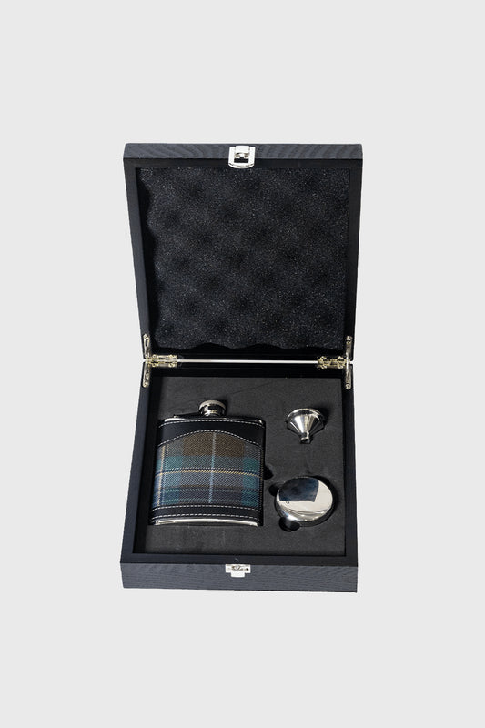 Weathered Pride Hip Flask Set