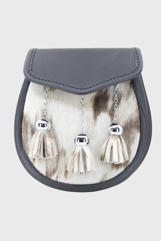 Black Leather and Light Grey Seal Sporran