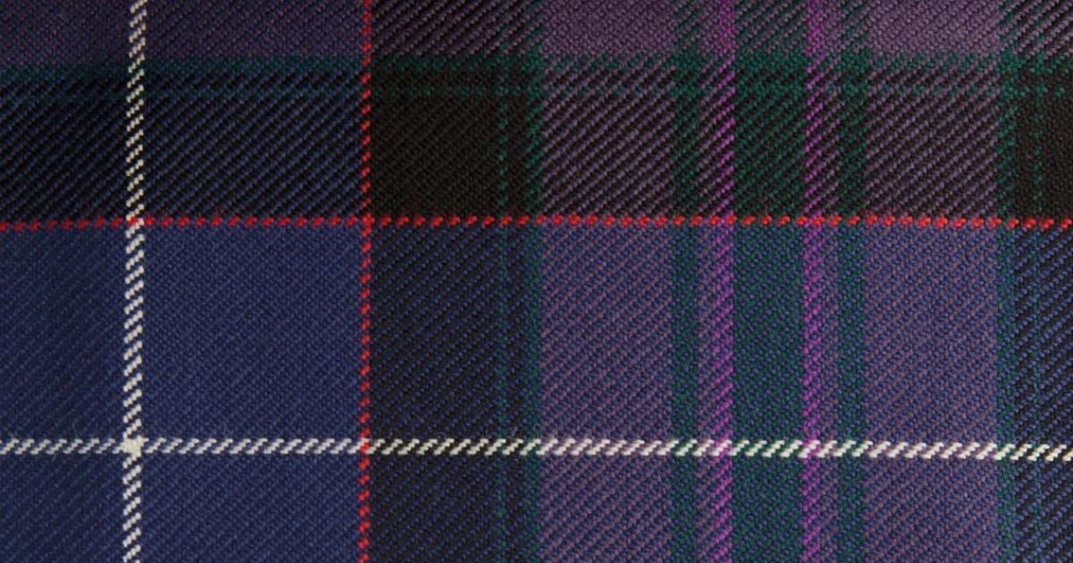 Excellent condition Genuine Made in Scotland Mens Western Isle tartan kilts